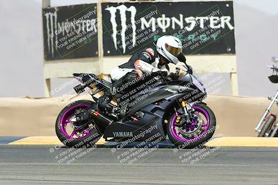 media/Mar-28-2022-Superbike Trackdays (Mon) [[b8603d0f67]]/Advanced Group (1pm-130pm)/Turn 9/